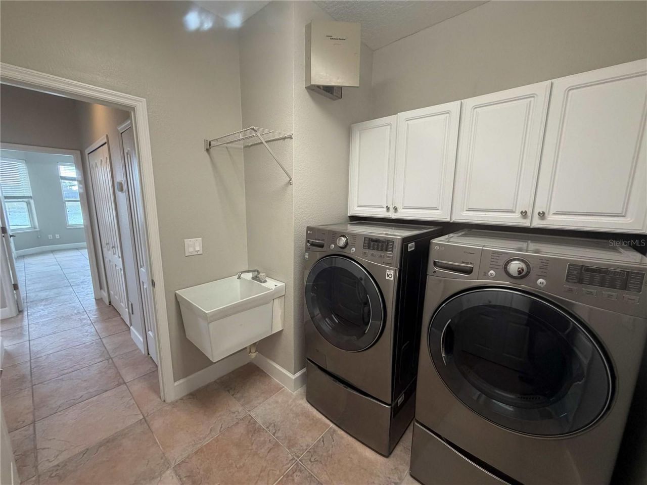 5290 Chiswick Circle , Belle Isle, FL 32812 Photo