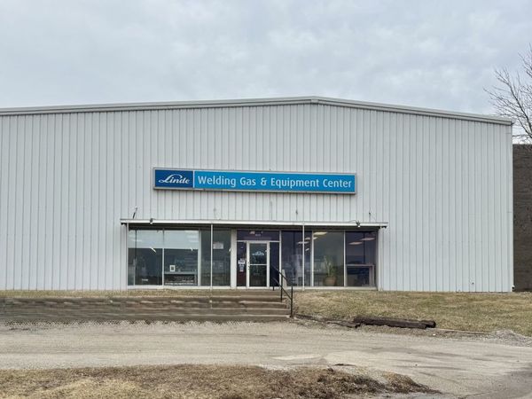 903 2nd , Rock Island, IL 61201