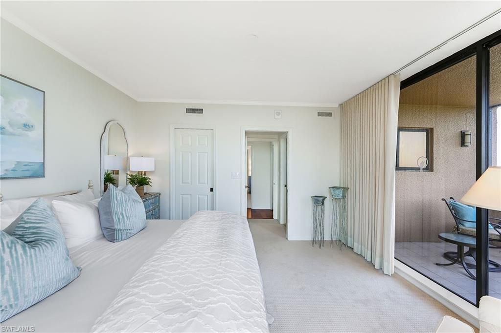 6075 Pelican Bay Blvd, Unit 1105, Naples, FL 34108 Photo