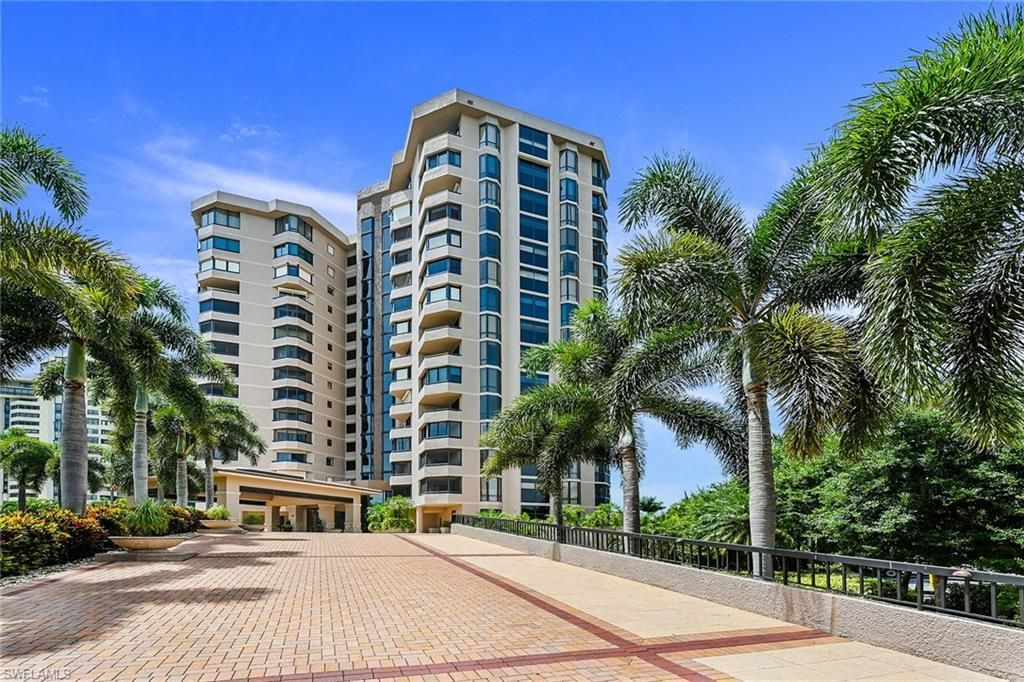 6075 Pelican Bay Blvd, Unit 1105, Naples, FL 34108 Photo