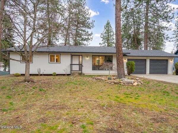 327 S Sandpiper Loop, Post Falls, ID 83854