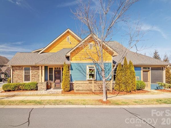 16 Holland Mountain View, Asheville, NC 28804