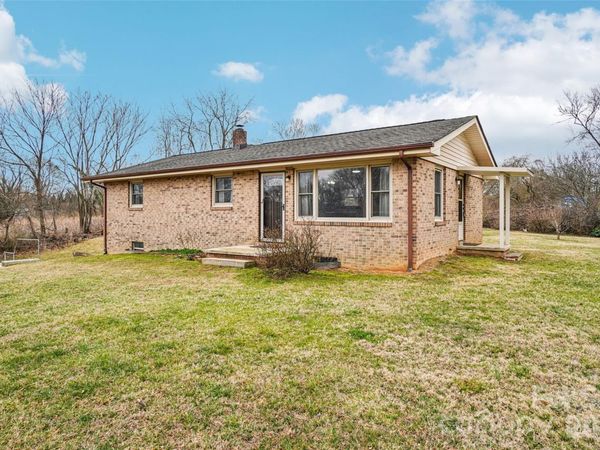 277 Powell Street, Hendersonville, NC 28792