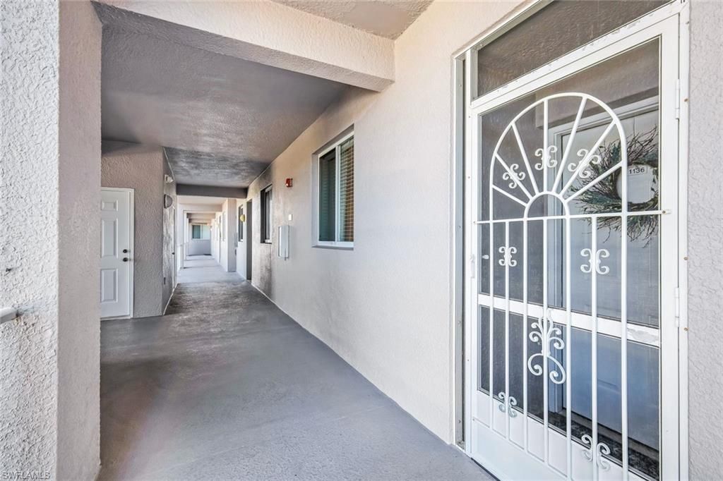 16575 Lake Circle Dr, Unit 1136, Fort Myers, FL 33908 Photo