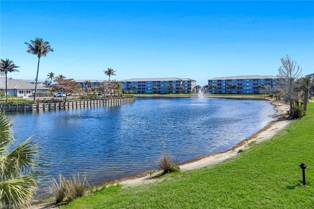16575 Lake Circle Dr, Unit 1136, Fort Myers, FL 33908 Photo