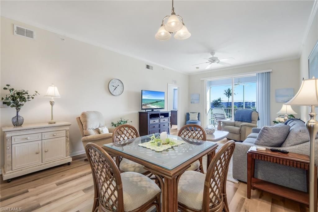 16575 Lake Circle Dr, Unit 1136, Fort Myers, FL 33908 Photo
