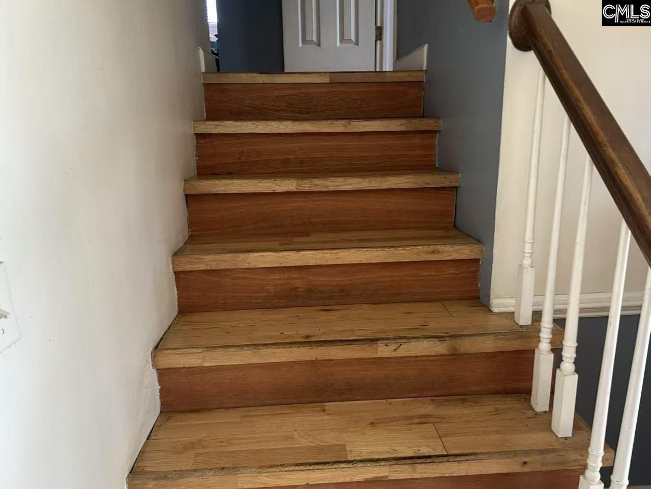 305 Park Lane Photo 13