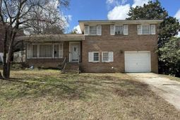 305 Park Lane photo 4