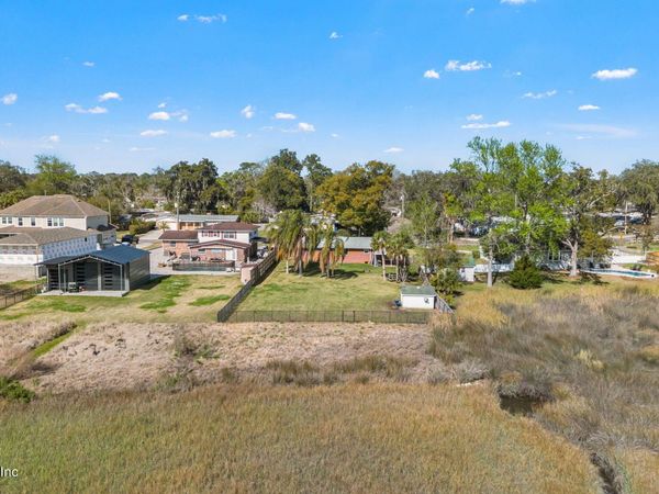 284 BAISDEN Road, Jacksonville, FL 32218