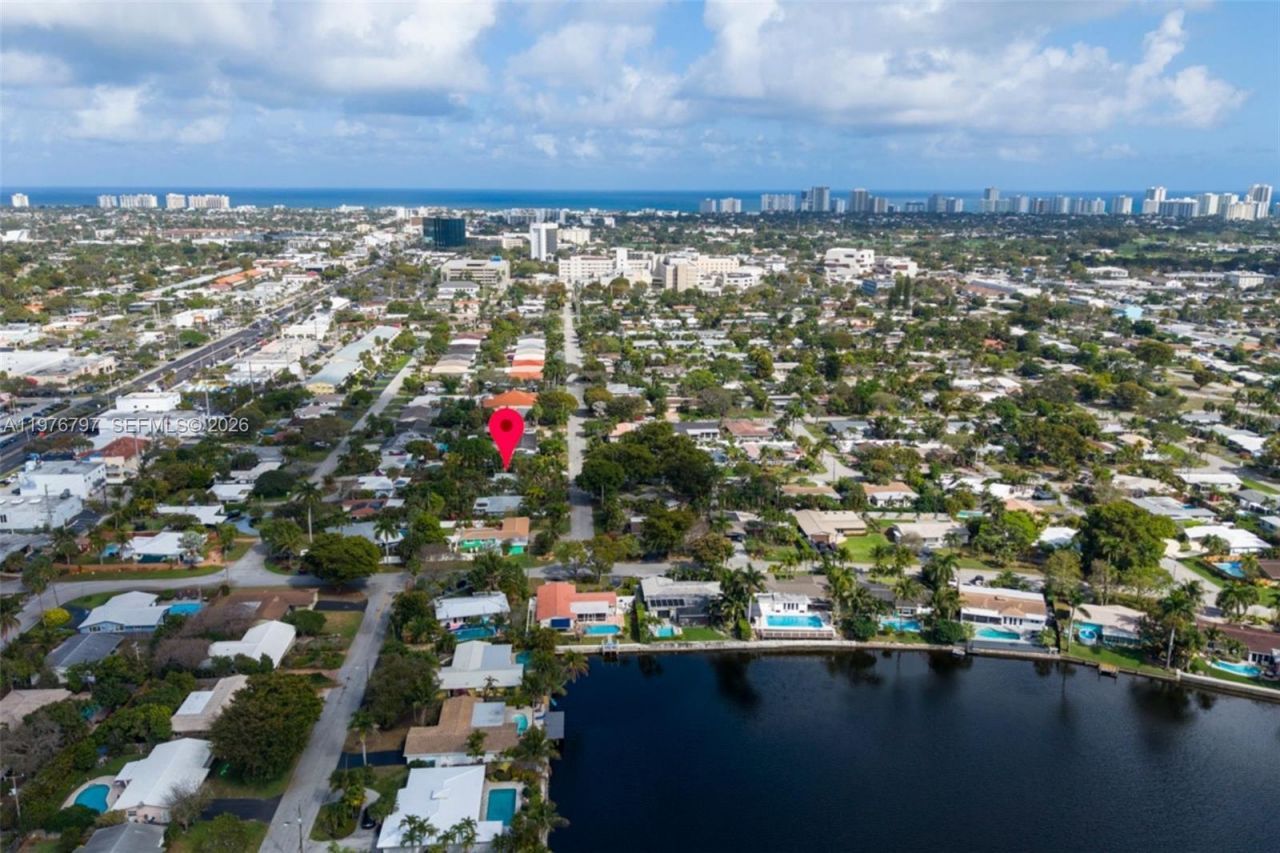 1577 NE 48th Ct, Oakland Park, FL 33334 Photo