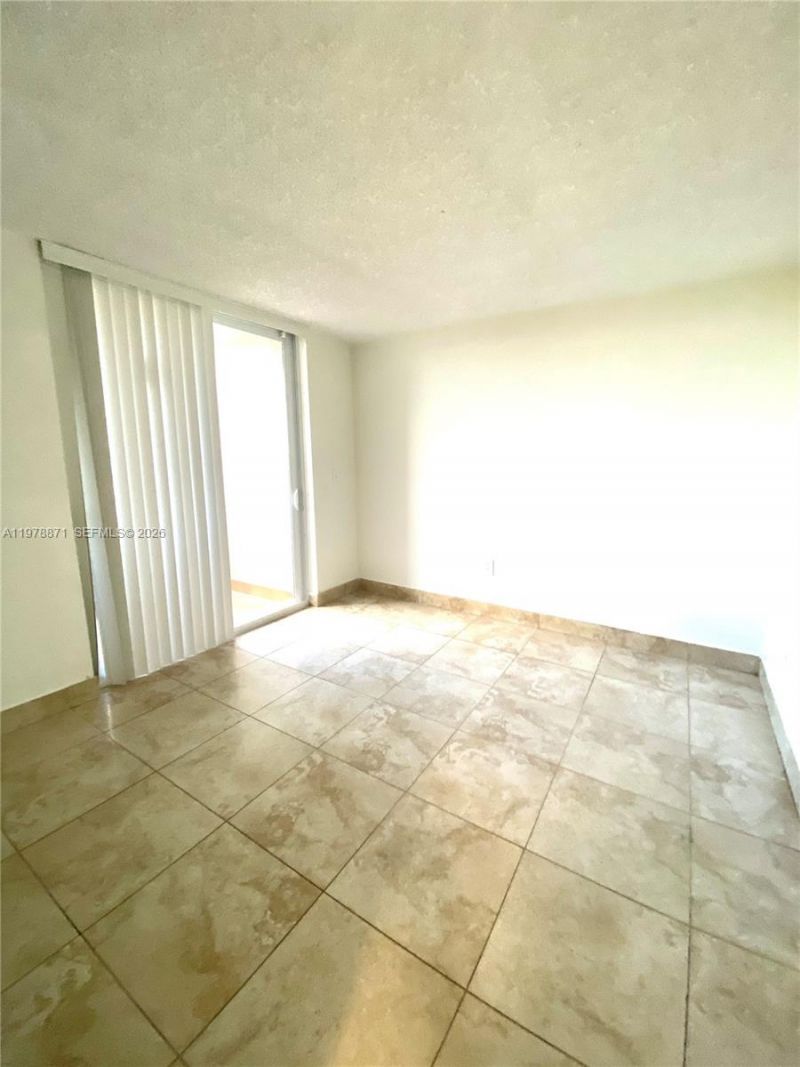 10090 NW 80th Ct , Unit 1553, Hialeah Gardens, FL 33016 Photo