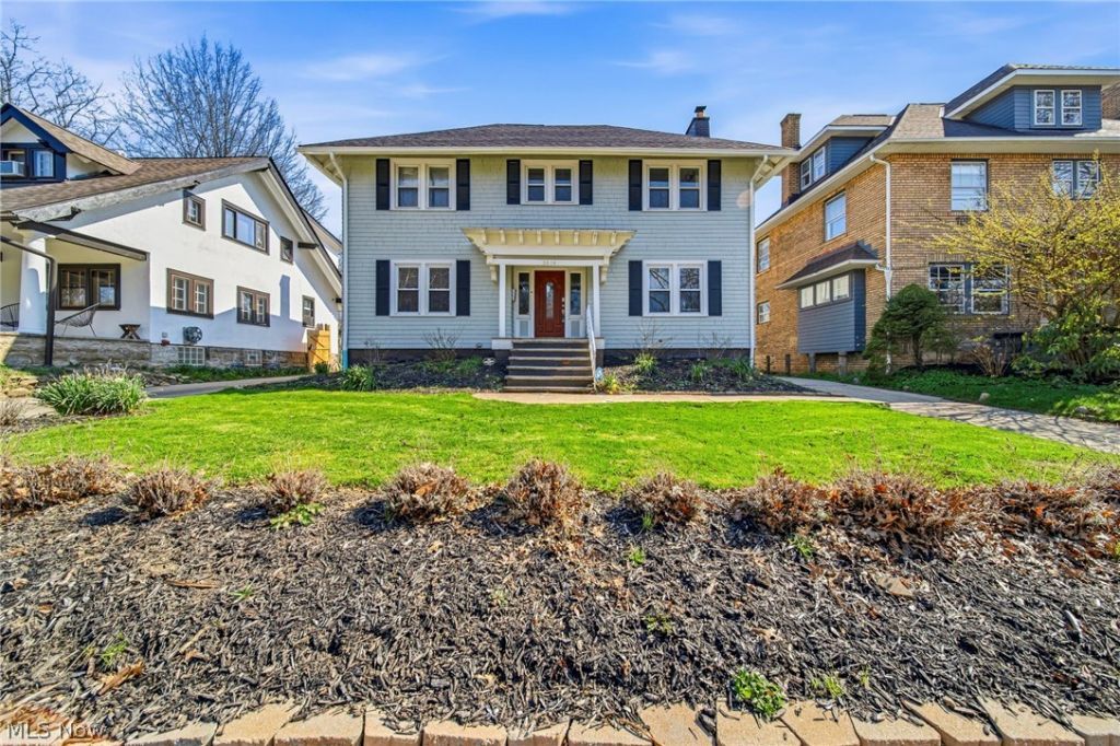 3014 Euclid Heights Boulevard, Cleveland Heights, OH 44118 Main Photo