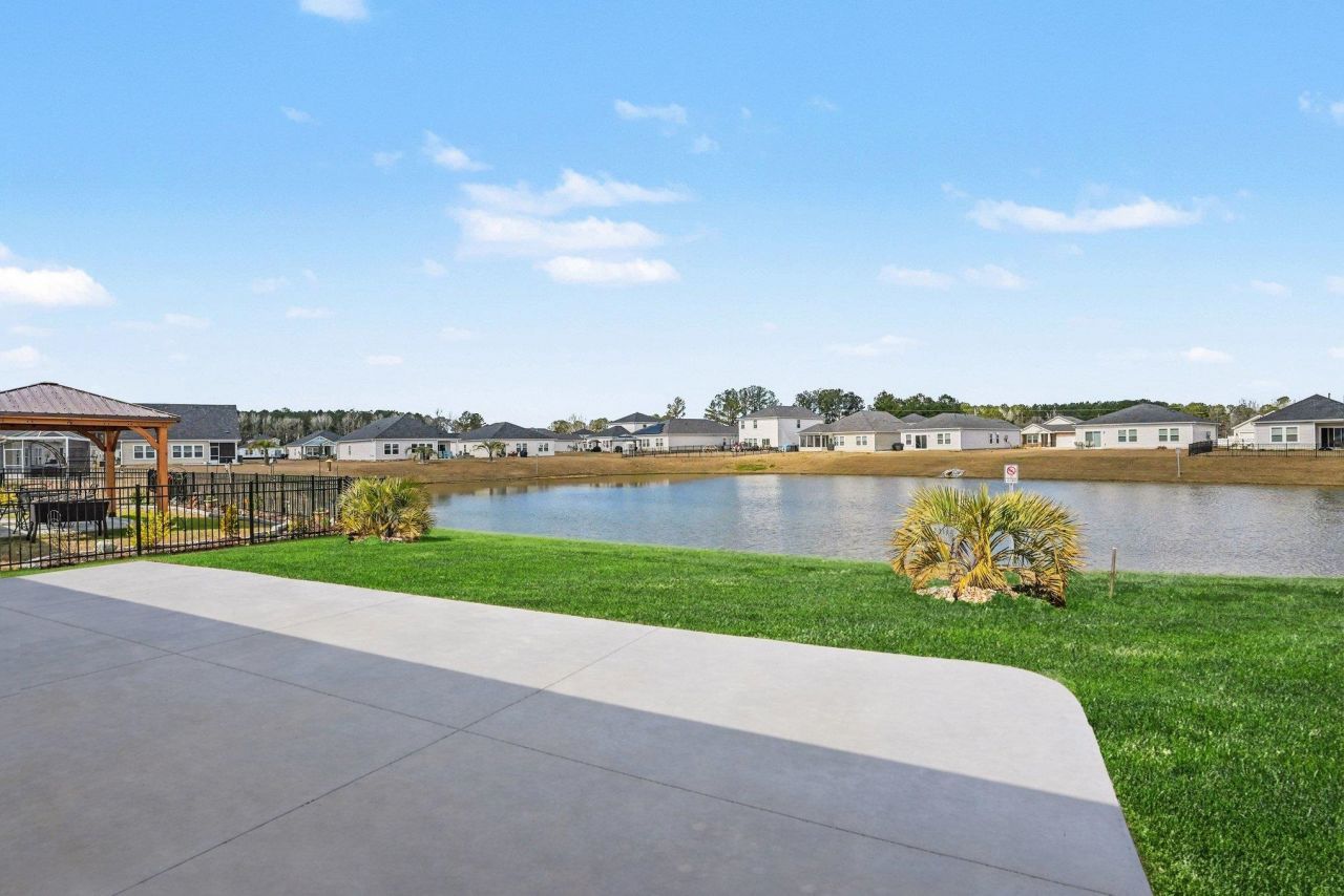 436 Rollins Dr. Photo 3