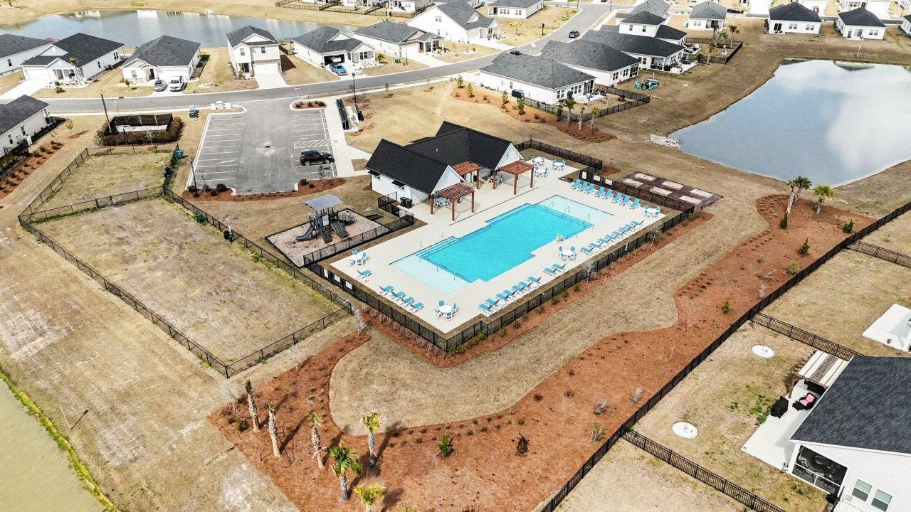 436 Rollins Dr. Photo 5