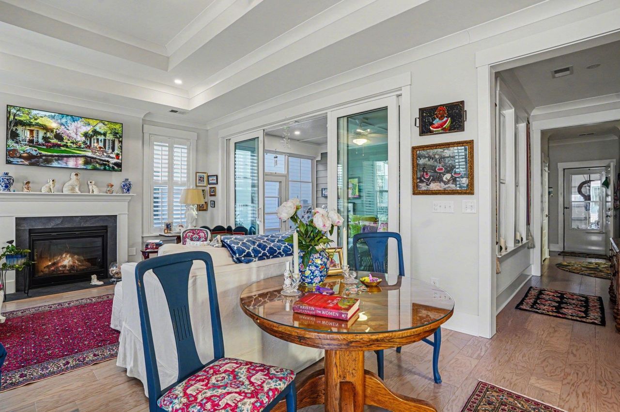 6005 Curran St. Photo 10