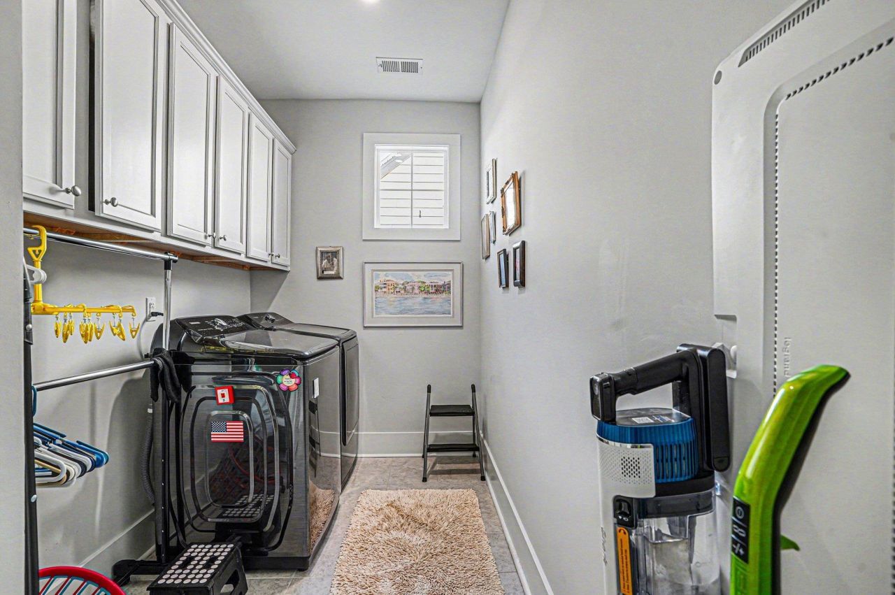 6005 Curran St. Photo 24