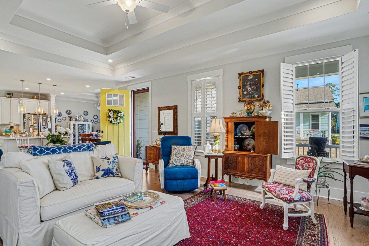 6005 Curran St. Photo 5