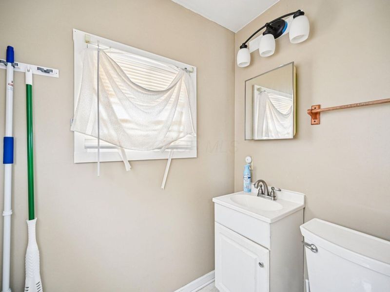 385 Woods Avenue , Newark, OH 43055 Photo 15