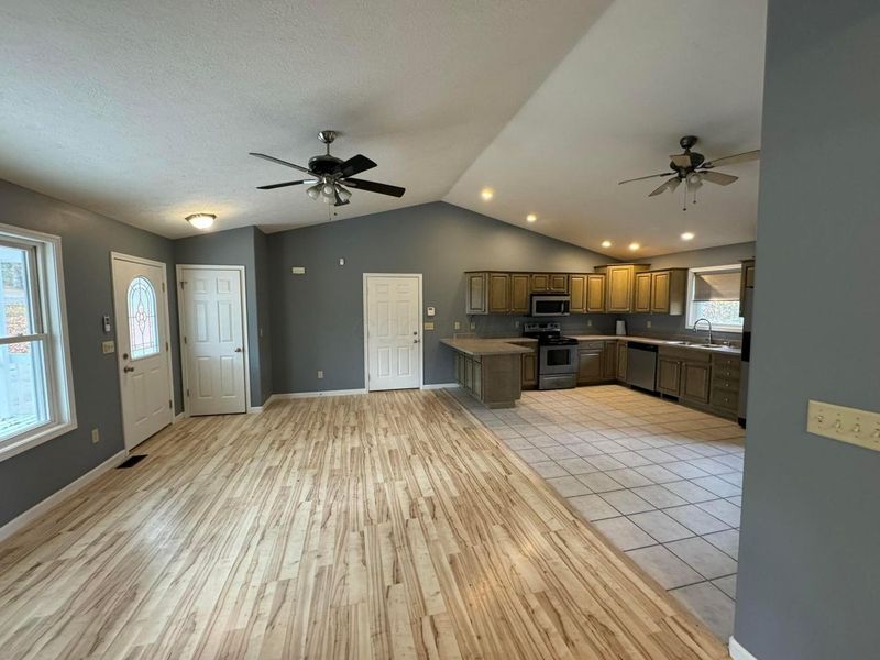 629 Mcintosh Drive , Howard, OH 43028 Photo 6