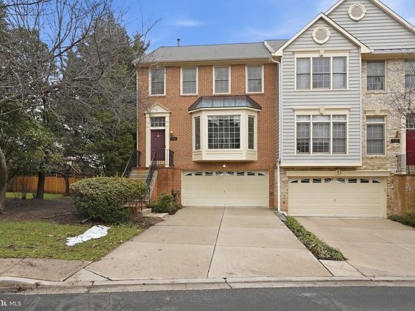 11311 HOLLOWSTONE DRIVE, NORTH BETHESDA, MD 20852