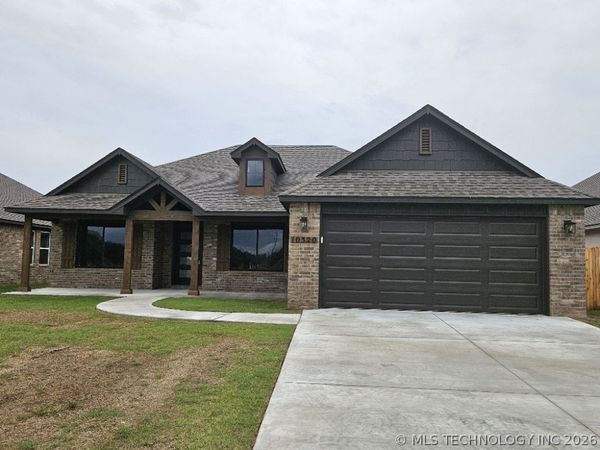 10320 E 132nd Street S, Bixby, OK 74008