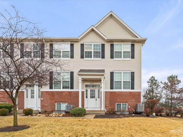 2271 Beresford Drive, Yorkville, IL 60560