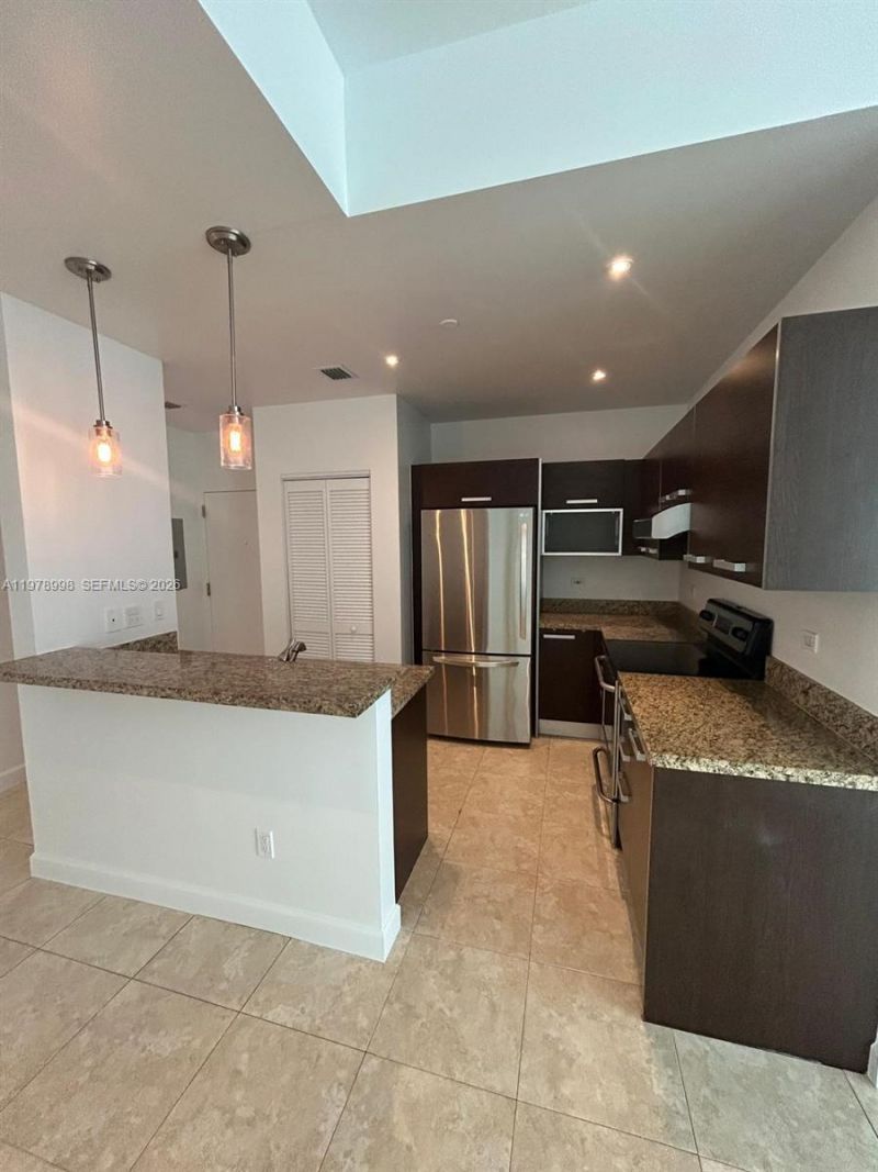 2525 SW 3rd Ave , Unit 1402, Miami, FL 33129 Photo