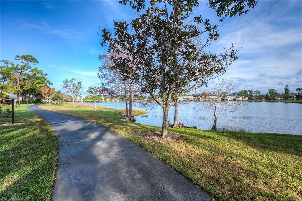 1802 Kings Lake Blvd, Unit 2-101, Naples, FL 34112 Photo