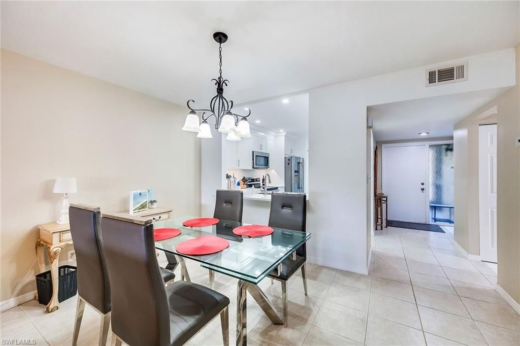 1802 Kings Lake Blvd, Unit 2-101, Naples, FL 34112 Photo