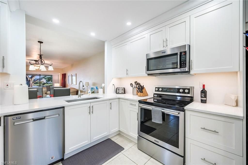 1802 Kings Lake Blvd, Unit 2-101, Naples, FL 34112 Photo