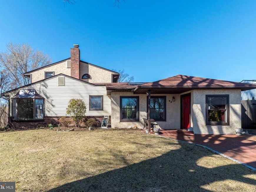 43 Thimbleberry Lane, Levittown, PA 19054 Main Photo