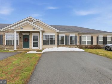 2022 MERCER WAY, EASTON, PA 18040