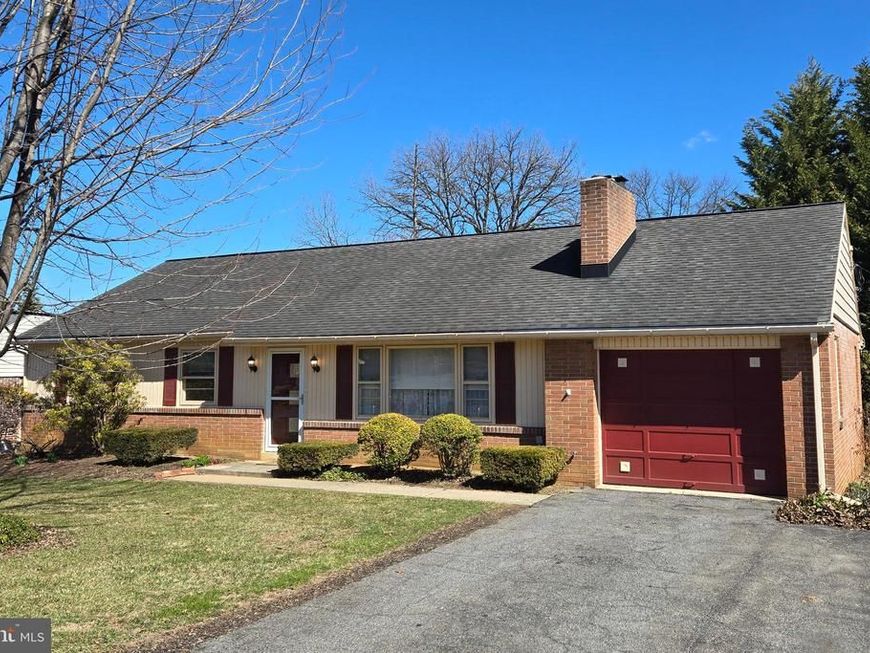 83 Highland Drive, Lancaster, PA 17602 Main Photo