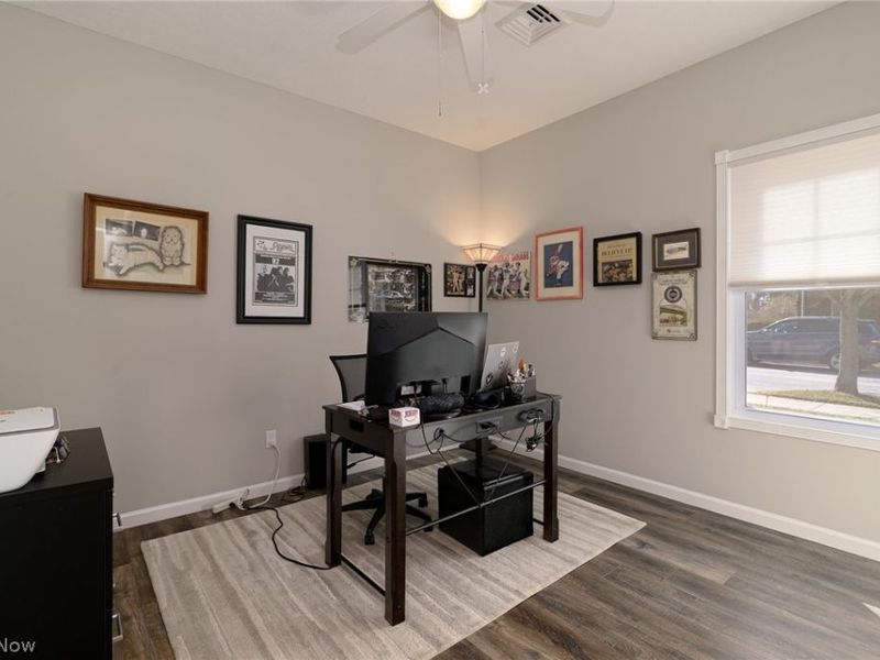 7462 Pearl Road , Middleburg Heights, OH 44130 Photo 10