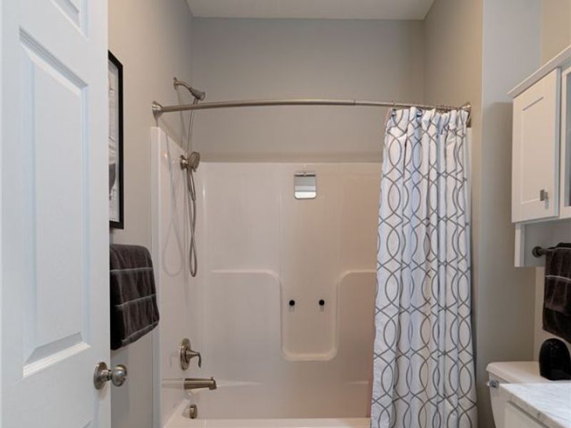 7462 Pearl Road , Middleburg Heights, OH 44130 Photo 14