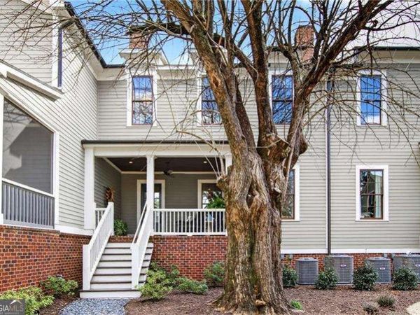 1072 Green Street, Roswell, GA 30075