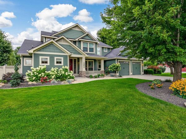 1962 N Spring Hollow Place, Star, ID 83669