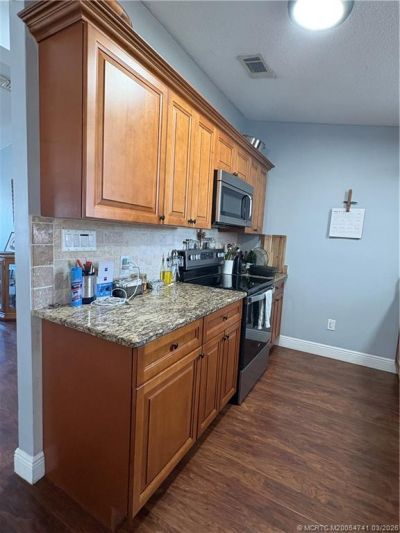 2444 SE Washington Street, Stuart, FL 34997 Photo