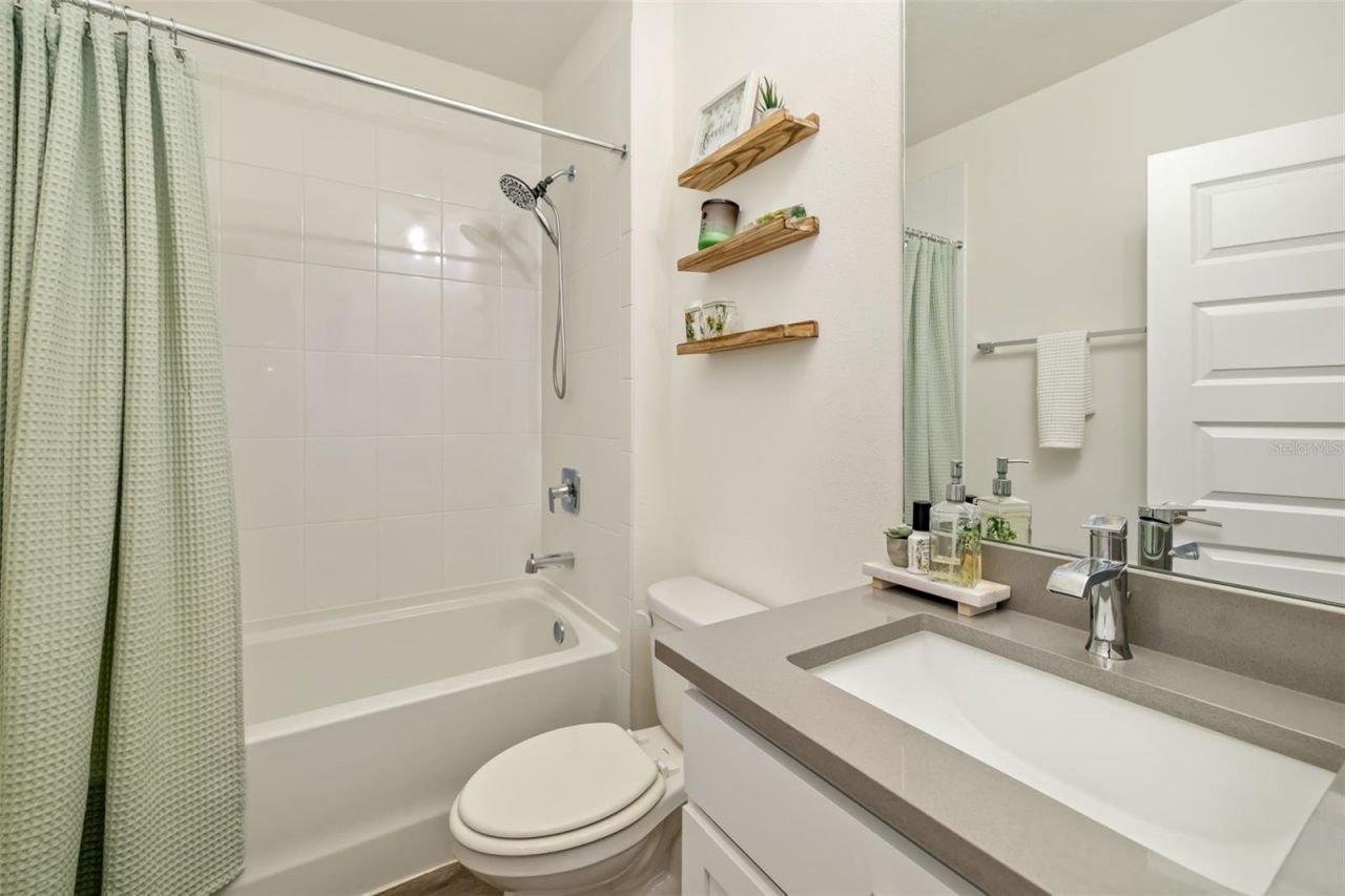 17127 Barnwood Place, Bradenton, FL 34211 Photo