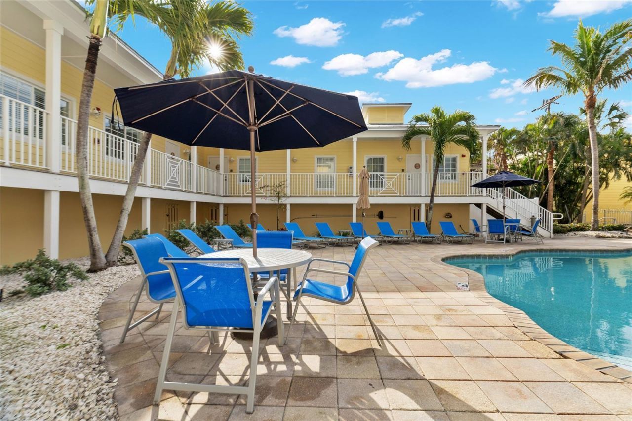 1054 Sun N Sea Drive, Unit 106, Sarasota, FL 34242 Photo