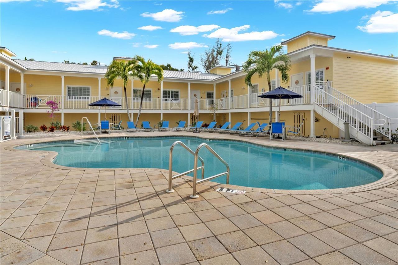 1054 Sun N Sea Drive, Unit 106, Sarasota, FL 34242 Photo