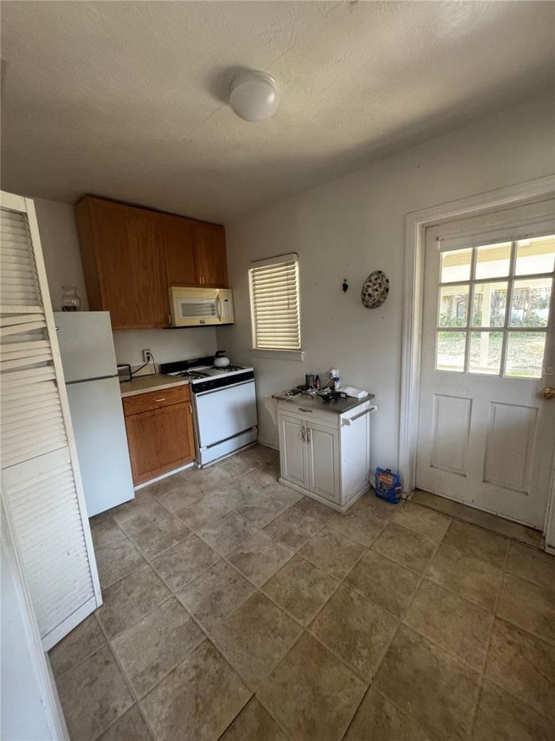 312 Hillman Street, New Smyrna Beach, FL 32168 Photo