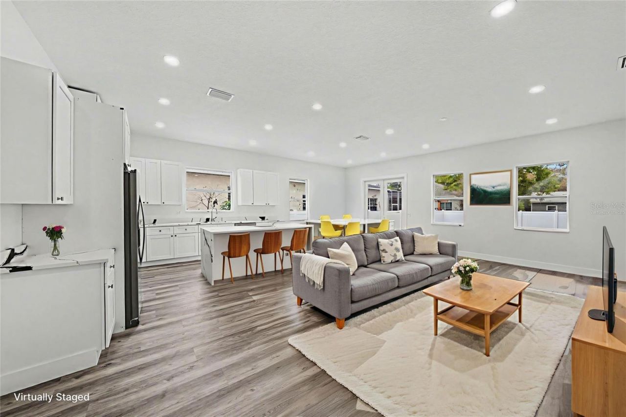 5240 66th Way N, Saint Petersburg, FL 33709 Photo