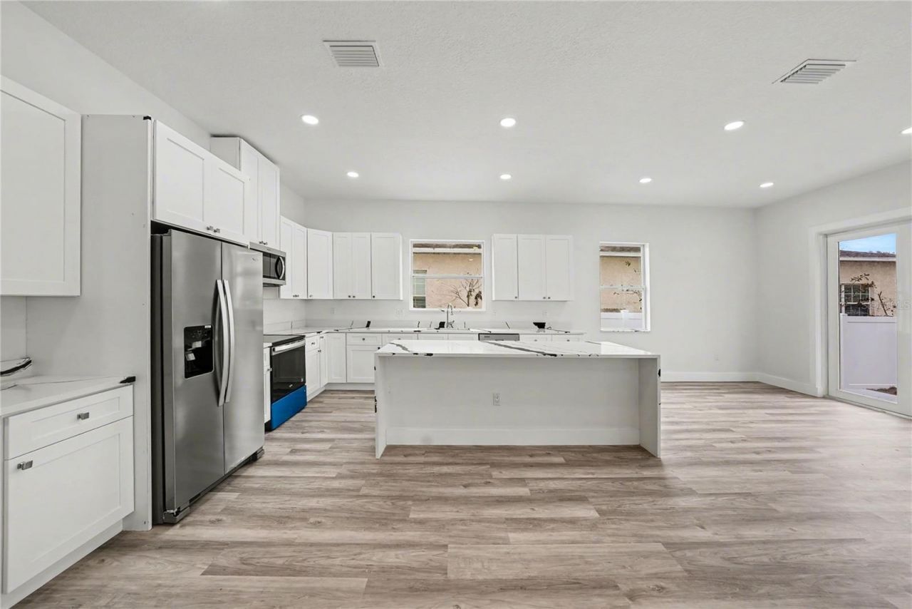 5240 66th Way N, Saint Petersburg, FL 33709 Photo