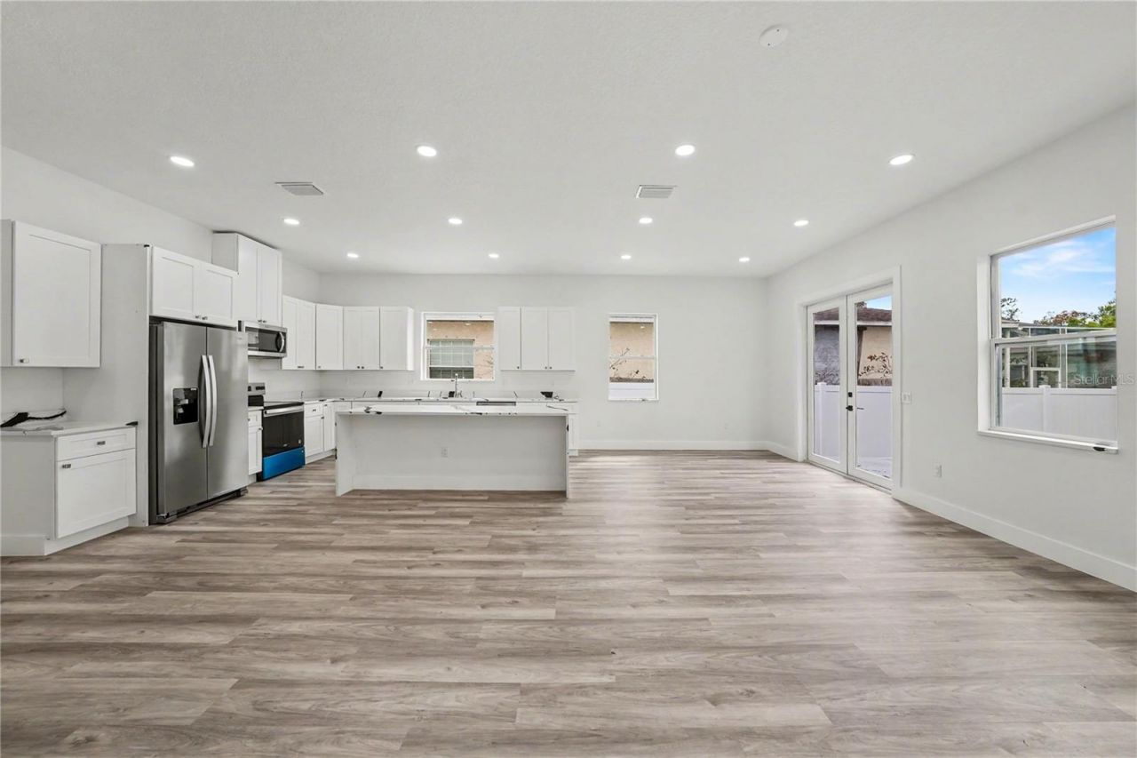 5240 66th Way N, Saint Petersburg, FL 33709 Photo