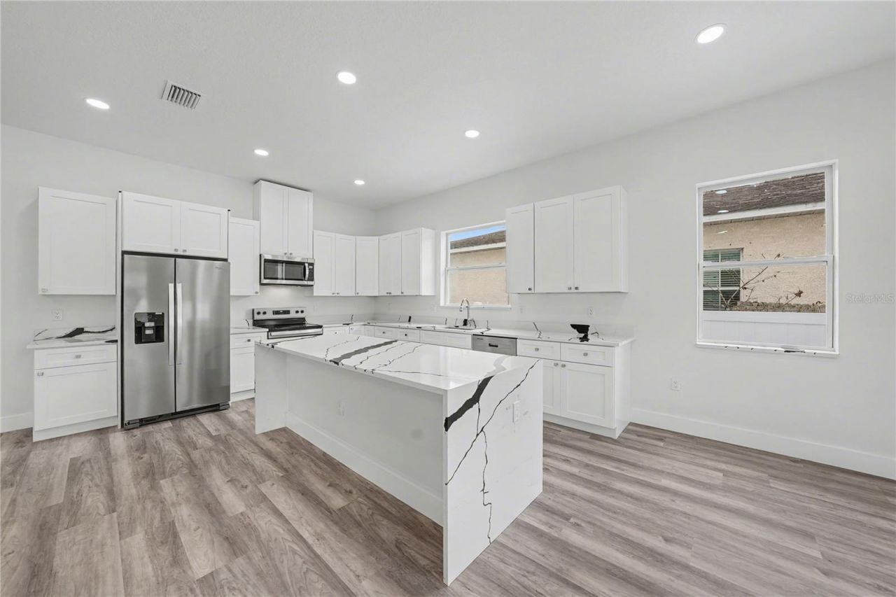 5240 66th Way N, Saint Petersburg, FL 33709 Photo