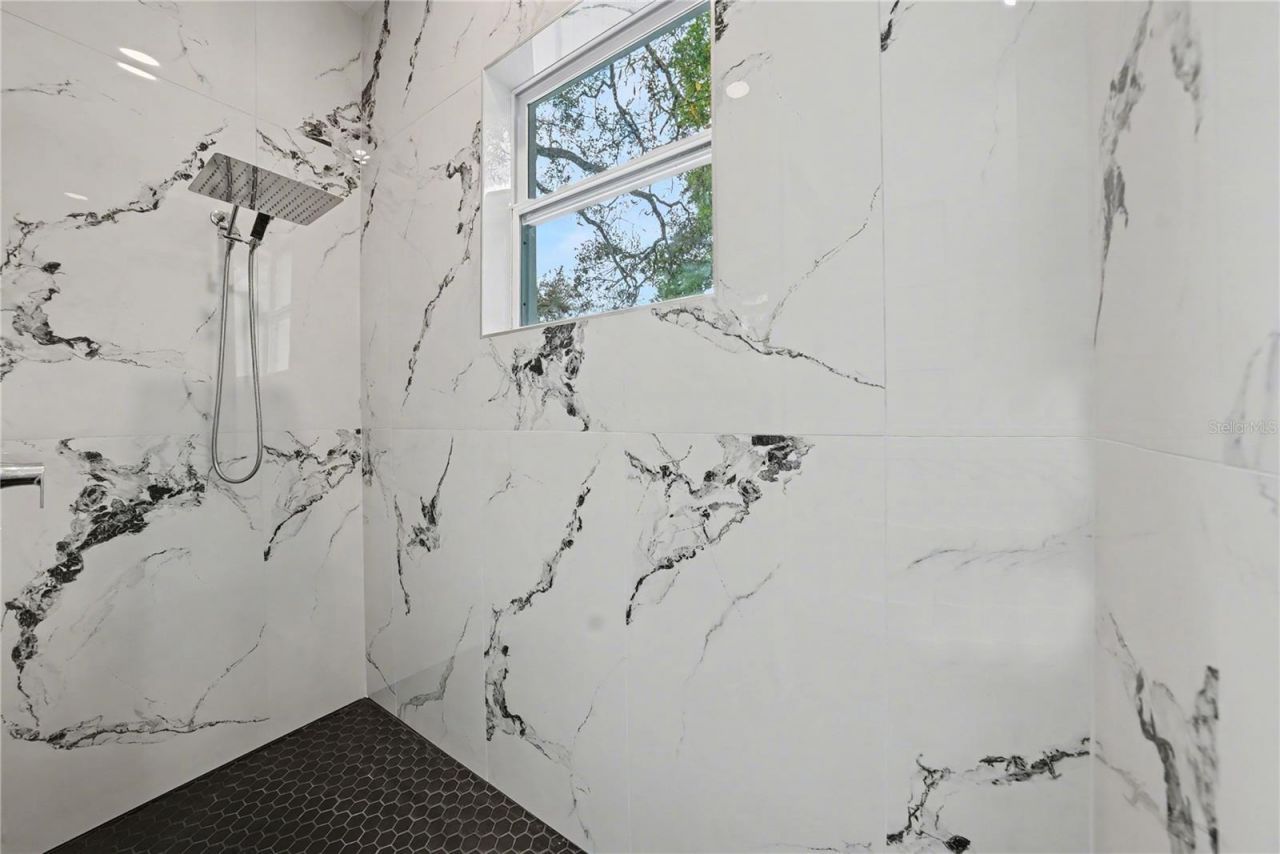 5240 66th Way N, Saint Petersburg, FL 33709 Photo