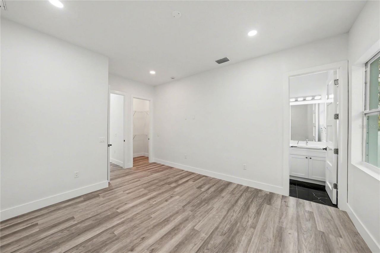 5240 66th Way N, Saint Petersburg, FL 33709 Photo