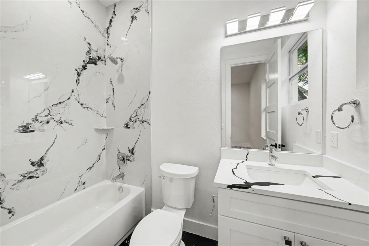 5240 66th Way N, Saint Petersburg, FL 33709 Photo