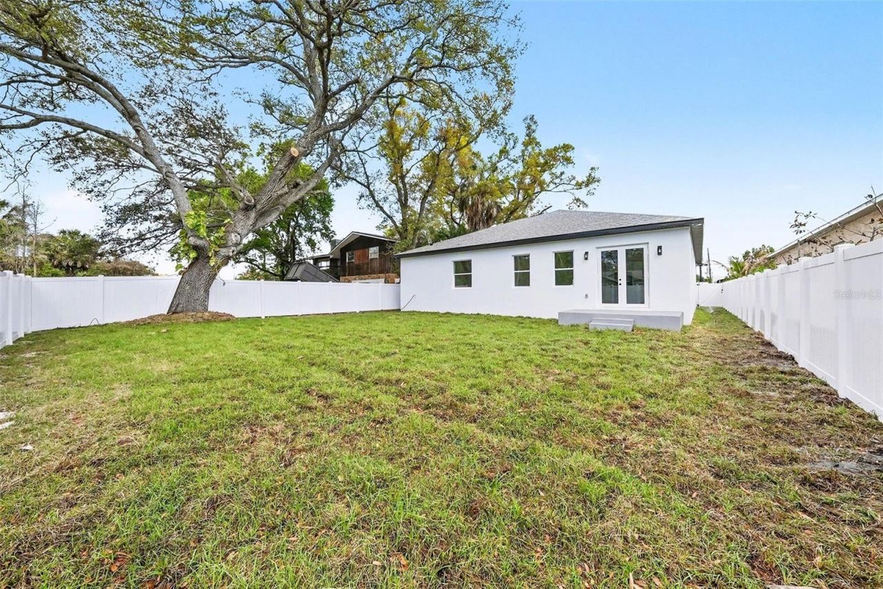 5240 66th Way N, Saint Petersburg, FL 33709 Photo